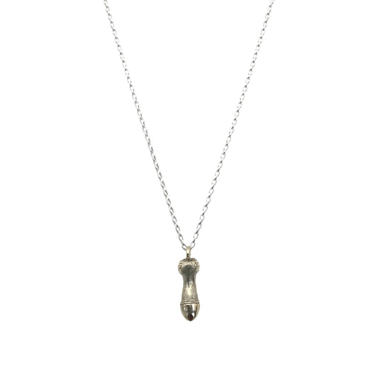 PENDANT + CHAIN NECKLACE - XVDN04