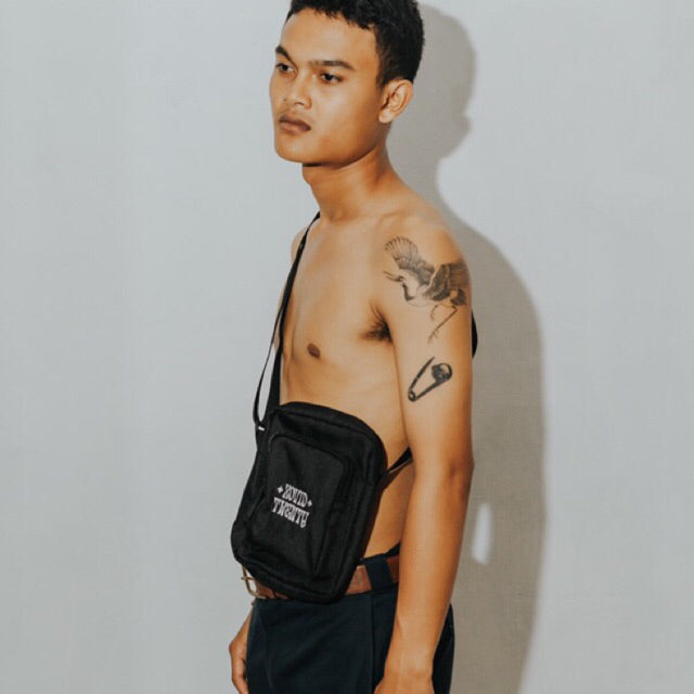 SLING BAG ANTI TUYUL